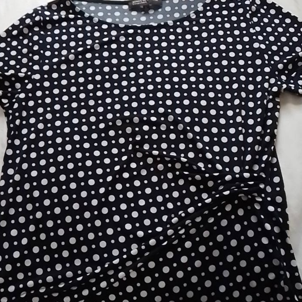 Jones New York blouse.